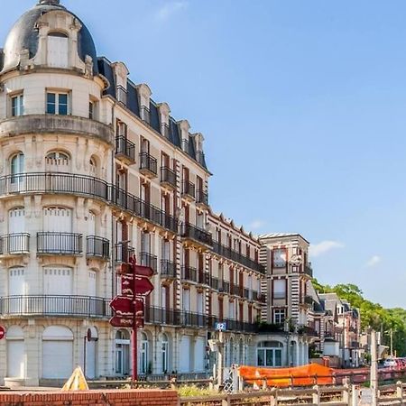 Juste La Plage - Studio Classe 3 Etoiles - Face A La Mer Houlgate Extérieur photo